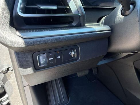 New 2026 Chevrolet Traverse LT FWD image 19