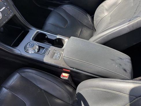 Used 2018 Ford Fusion Titanium FWD image 14