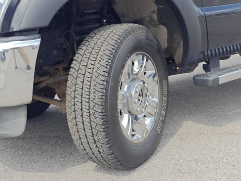 Used 2015 Ford F350 Lariat image 31