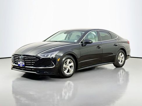 Used 2020 Hyundai Sonata SE FWD image 3
