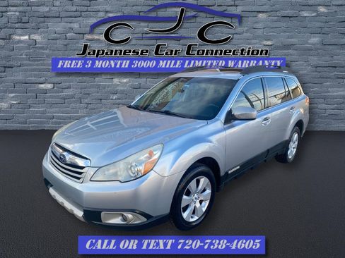 Used 2012 Subaru Outback 2.5i Limited image 4