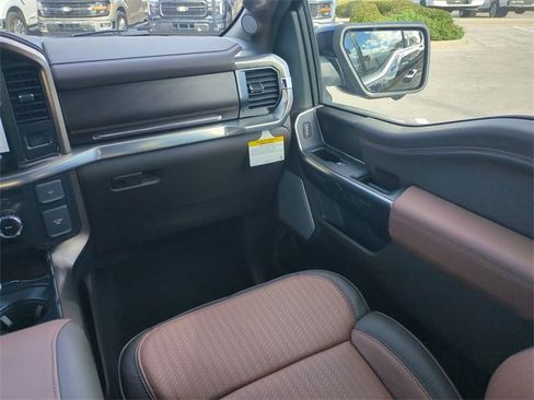 New 2025 Ford F150 King Ranch image 17
