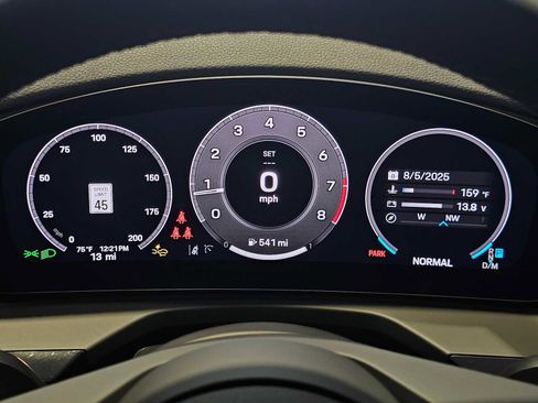 New 2025 Porsche Panamera 4 image 28