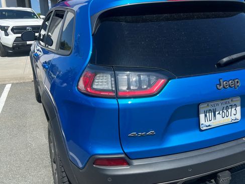 Used 2021 Jeep Cherokee Trailhawk w/ Trailer Tow Group AWD/4WD image 8