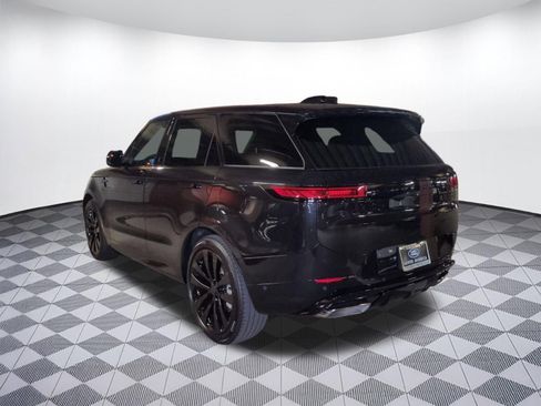New 2026 Land Rover Range Rover Sport Dynamic SE AWD/4WD image 3