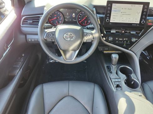 Used 2021 Toyota Camry XSE image 8