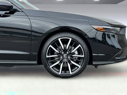 Certified 2024 Honda Accord Touring image 33