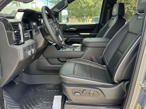 New 2025 GMC Sierra 2500 AT4X w/ AT4X AEV Edition image 19