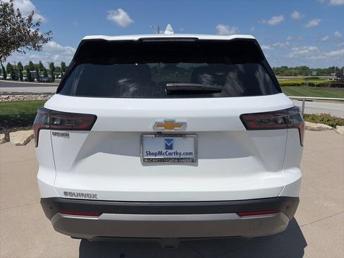 Used 2026 Chevrolet Equinox LT FWD image 13
