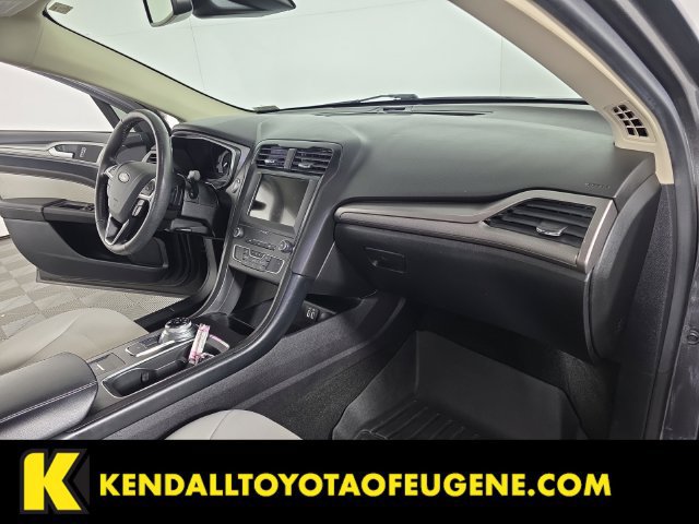 Used 2019 Ford Fusion SE w/ Equipment Group 151A FWD image 27