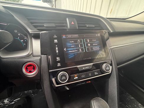 Used 2018 Honda Civic EX image 25