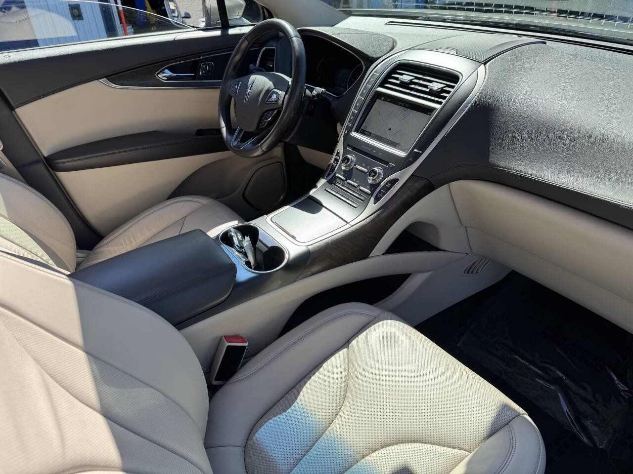 Used 2016 Lincoln MKX Reserve w/ Climate Package AWD/4WD image 31