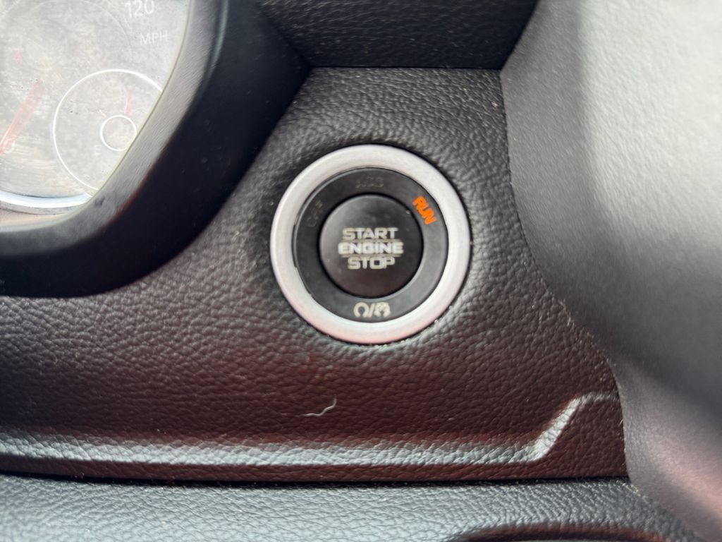 Used 2022 RAM 1500 Big Horn AWD/4WD image 29