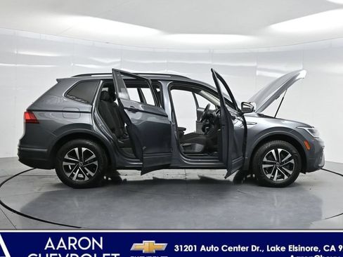 Used 2022 Volkswagen Tiguan S FWD image 3