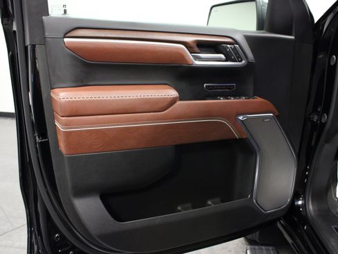Used 2026 GMC Sierra 1500 Denali Ultimate AWD/4WD image 11