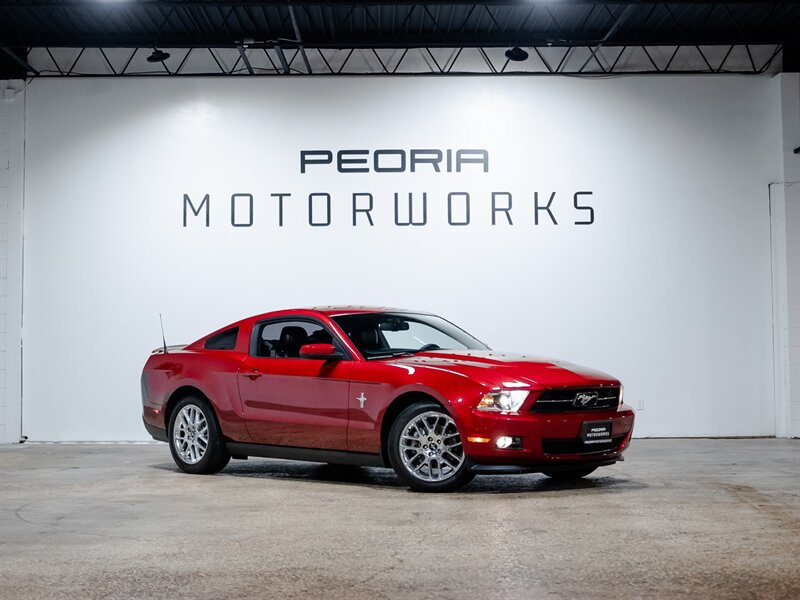 Used 2012 Ford Mustang Premium RWD image 1