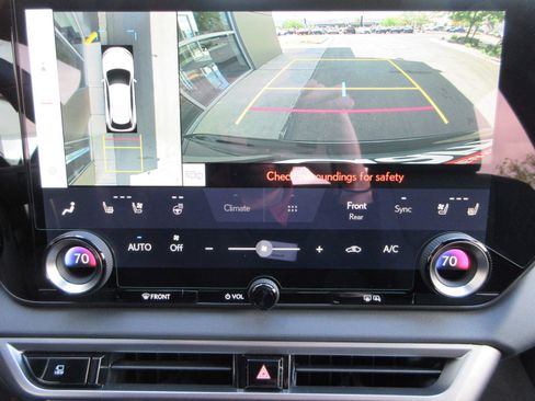 New 2026 Lexus RX 350h AWD/4WD image 40