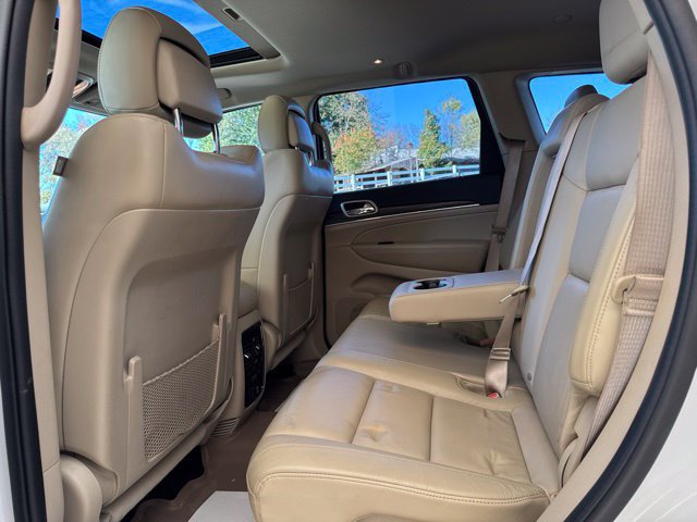 Used 2021 Jeep Grand Cherokee Limited w/ Premium Lighting Group AWD/4WD image 29