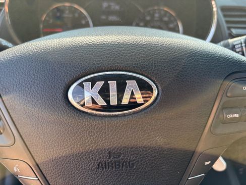Used 2018 Kia Forte LX FWD image 23