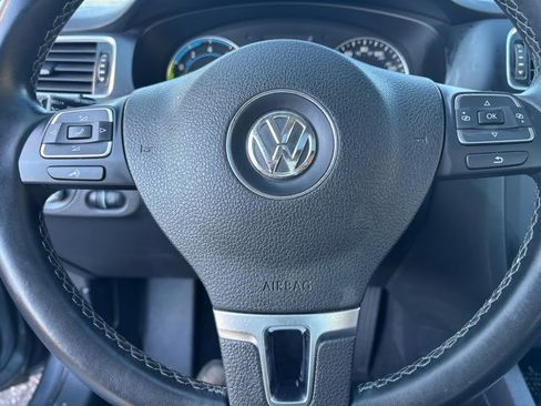 Used 2013 Volkswagen Jetta Hybrid Sedan FWD image 11