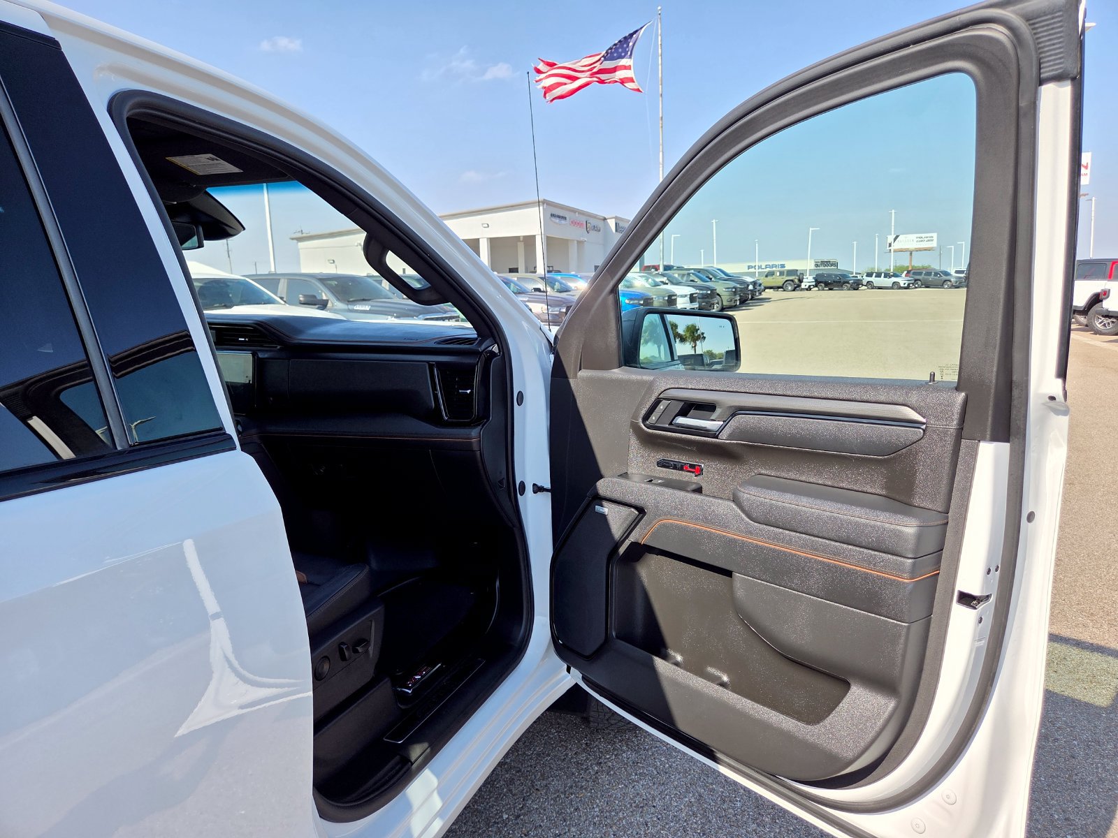 Used 2025 GMC Sierra 1500 AT4 AWD/4WD image 22