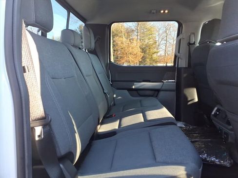 Used 2025 Ford F150 XLT w/ Equipment Group 302A MID image 12