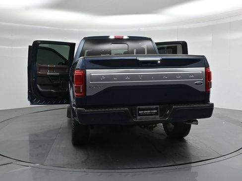 Used 2016 Ford F150 Platinum w/ Equipment Group 701A Luxury AWD/4WD image 32