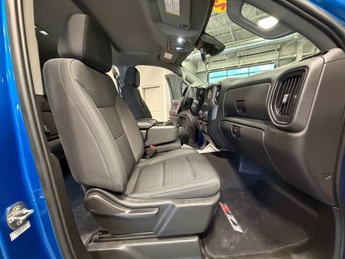 Used 2022 Chevrolet Silverado 1500 Custom Trail Boss w/ LPO, Dark Essentials Package AWD/4WD image 38