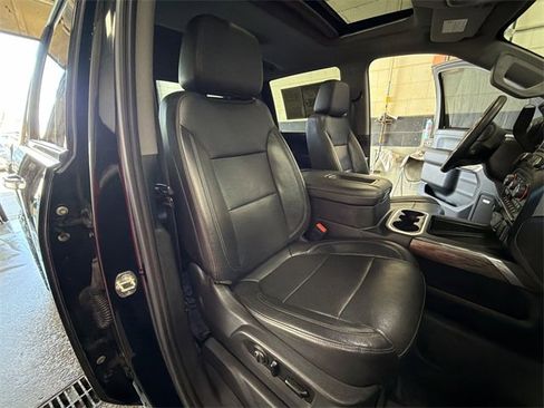 Used 2020 Chevrolet Silverado 3500 LTZ w/ LTZ Premium Package image 26