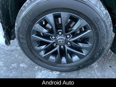 Used 2023 Lexus GX 460 Premium w/ Premium Package image 10