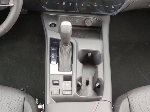 Certified 2026 Nissan Sentra SR w/ SR Premium Package FWD image 30