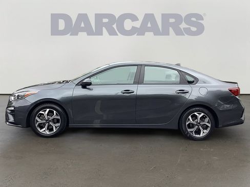 Used 2021 Kia Forte LXS FWD image 4