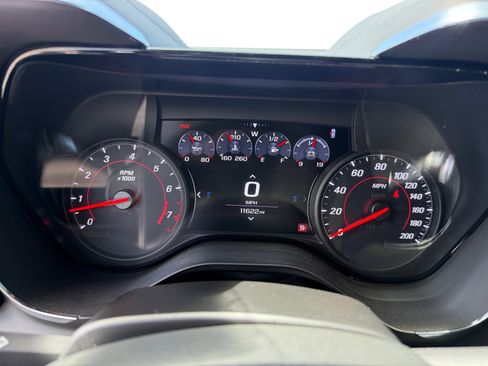 Used 2019 Chevrolet Camaro SS RWD image 11