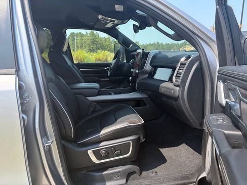 Used 2025 RAM 1500 Laramie w/ Advanced Safety Group II AWD/4WD image 41