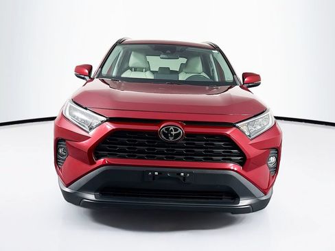 Used 2021 Toyota RAV4 XLE w/ XLE Grade Weather Package AWD/4WD image 2