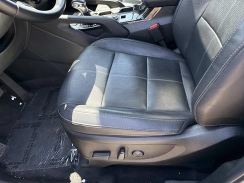 Used 2021 Kia Telluride EX w/ EX Premium Package FWD image 15