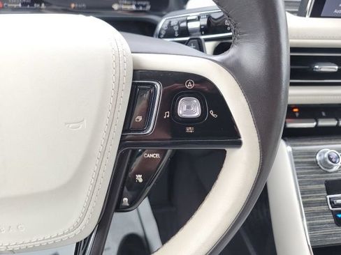Certified 2023 Lincoln Aviator Black Label w/ Dynamic Handling Package AWD/4WD image 34