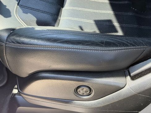 Used 2017 Mercedes-Benz GLE 350 image 6