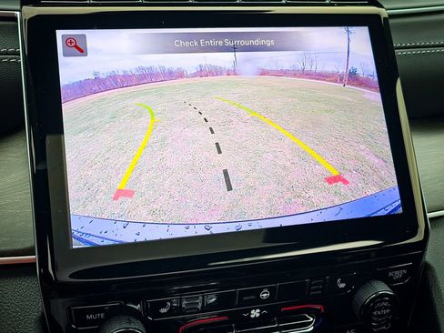 New 2025 Jeep Grand Cherokee Limited image 28