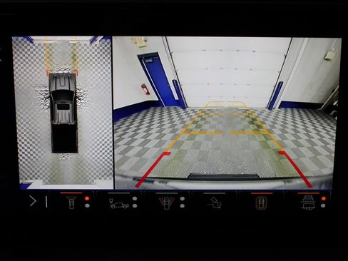 Used 2024 GMC Sierra 2500 Denali w/ Technology Package image 15