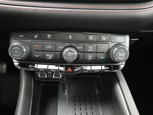 Used 2026 Dodge Durango GT AWD/4WD image 16