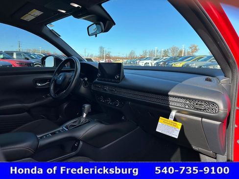 Certified 2023 Honda HR-V Sport image 32