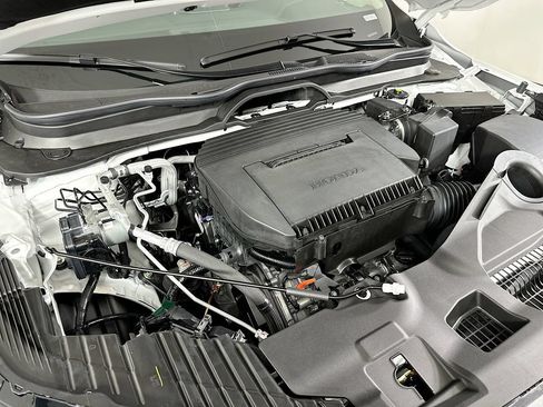 Used 2025 Honda Pilot EX-L image 26