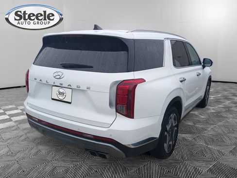 Used 2024 Hyundai Palisade Limited image 4