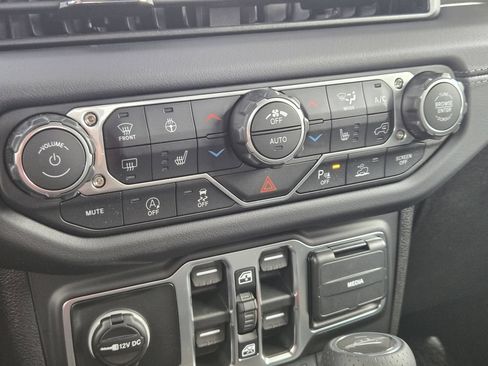 New 2026 Jeep Gladiator Mojave AWD/4WD image 12