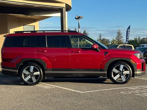 Used 2025 Hyundai Santa Fe Limited image 3