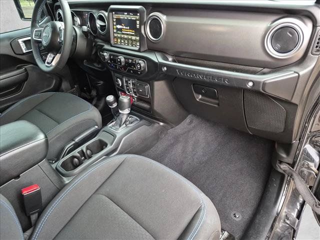 Used 2023 Jeep Wrangler Unlimited Rubicon 4xe AWD/4WD image 22