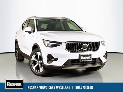 Used 2025 Volvo XC40 B5 Plus