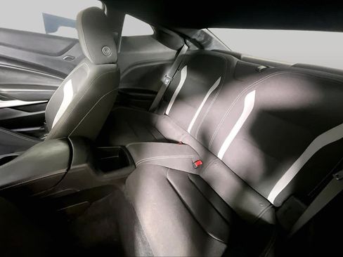 Used 2019 Chevrolet Camaro LT RWD image 18