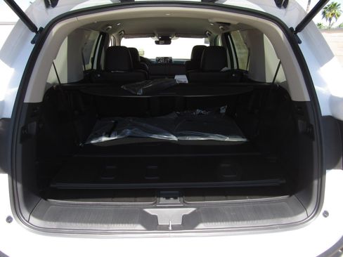 Certified 2025 Honda Pilot EX-L image 12